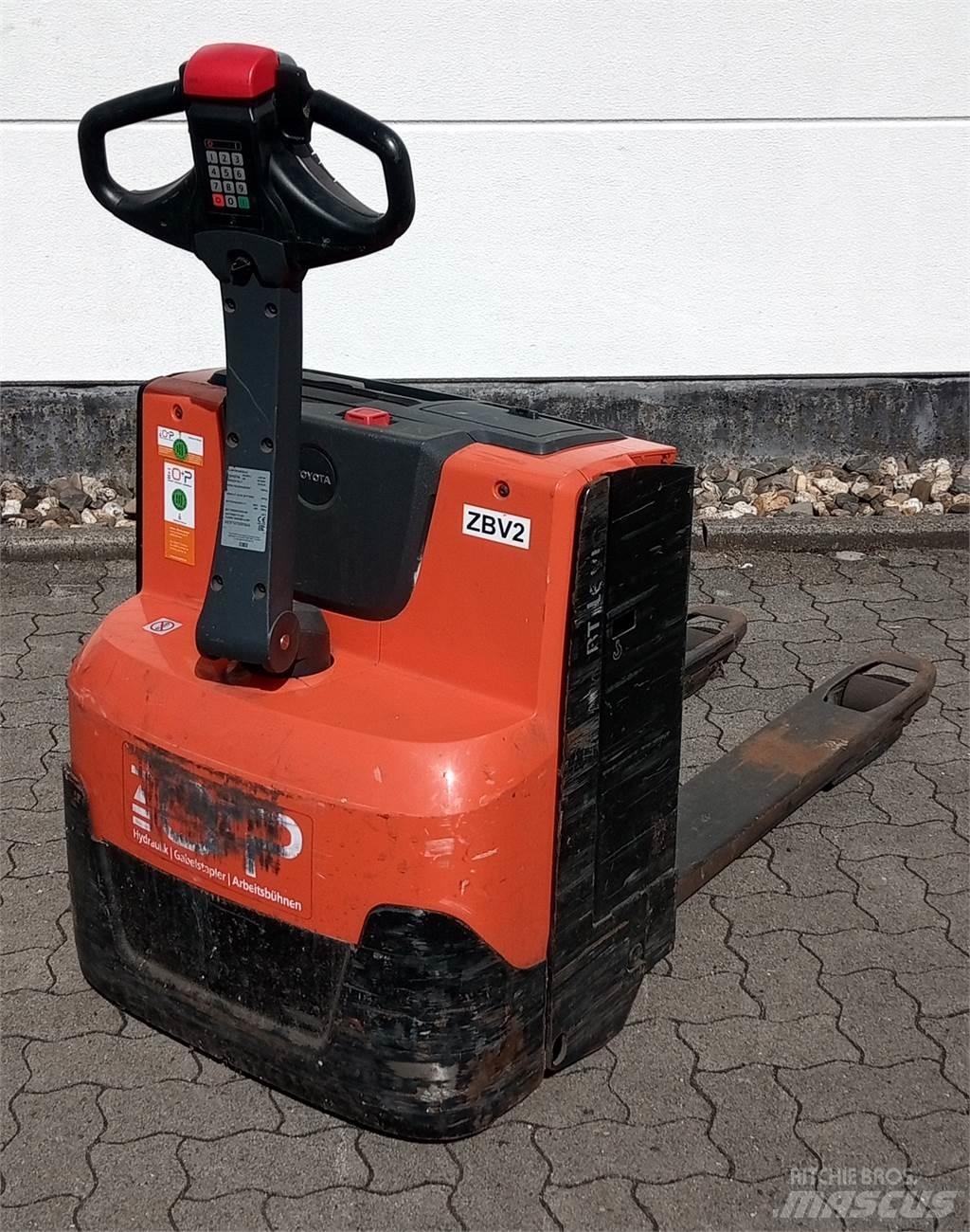 Toyota LWE 160 Alacsony emelőkocsi