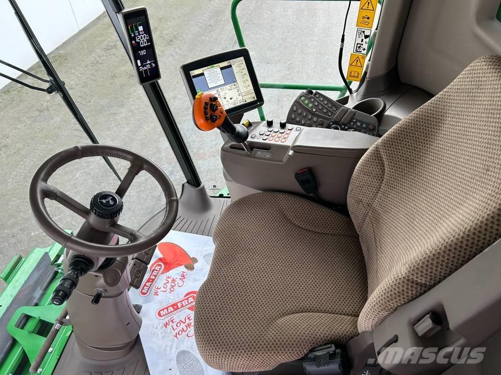 John Deere T 560 i Kombájnok