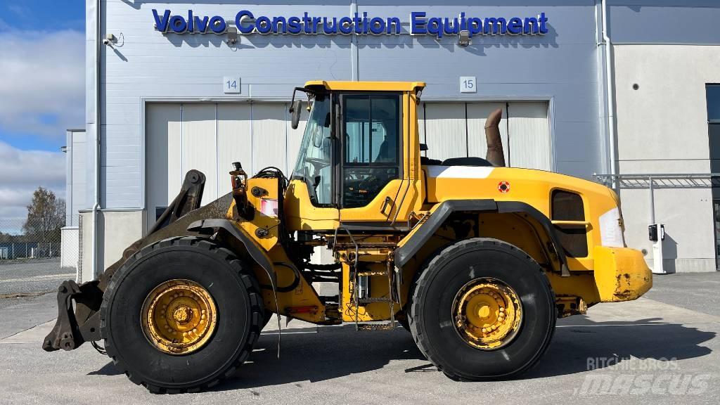 Volvo L 120 G Gumikerekes homlokrakodók