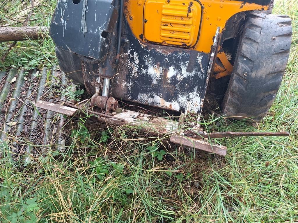 JCB 180 W 4X4 Építőipar - Egyebek