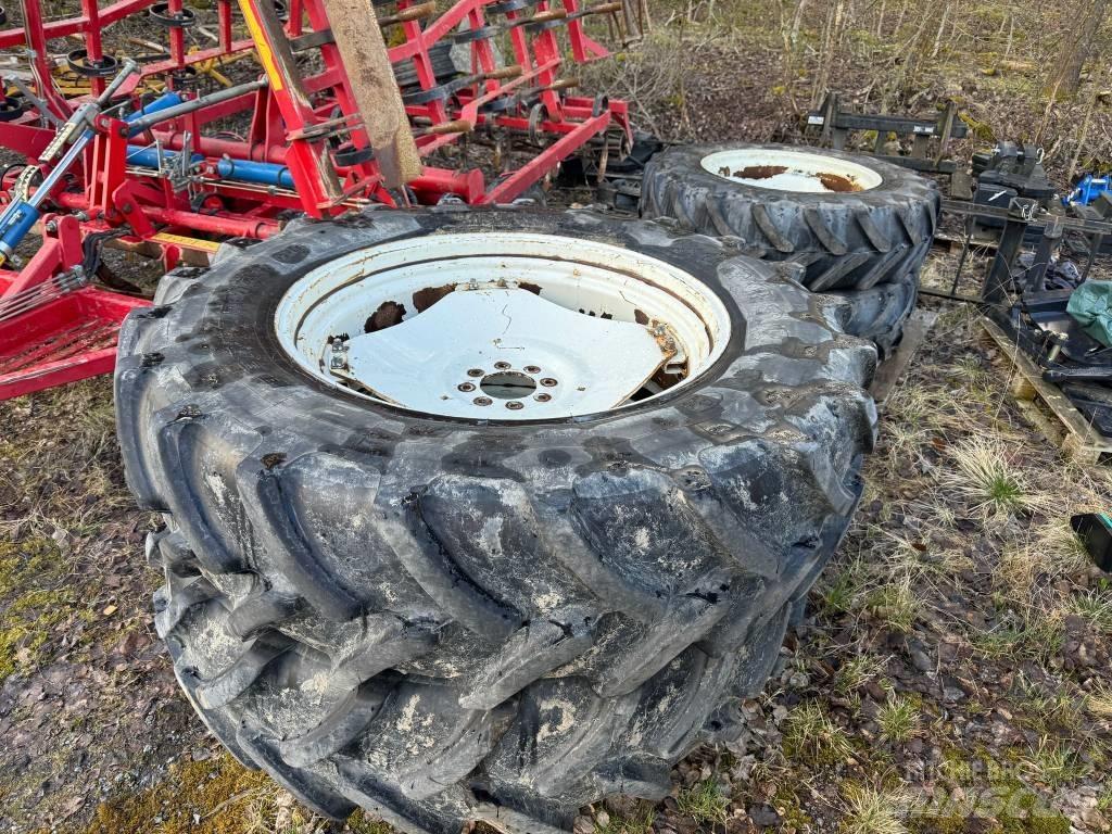 New Holland TS110 Traktorok