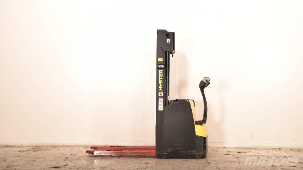 Hyster S 1.6 Gyalogkíséretű targonca