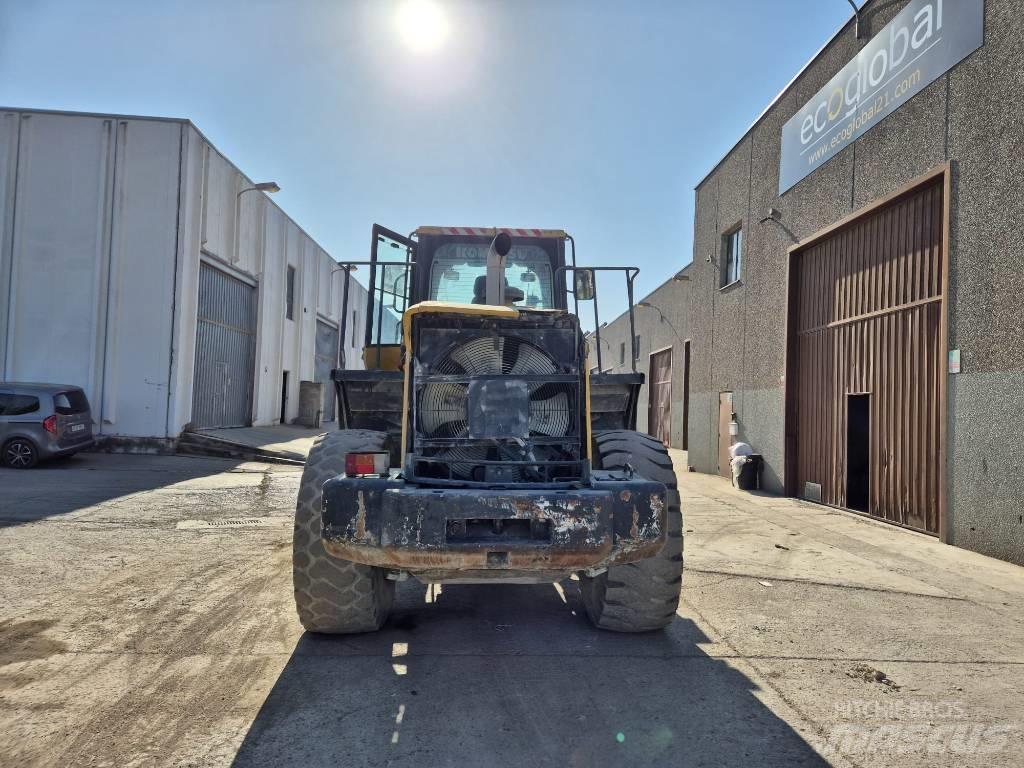 Komatsu WA 380-6 Gumikerekes homlokrakodók