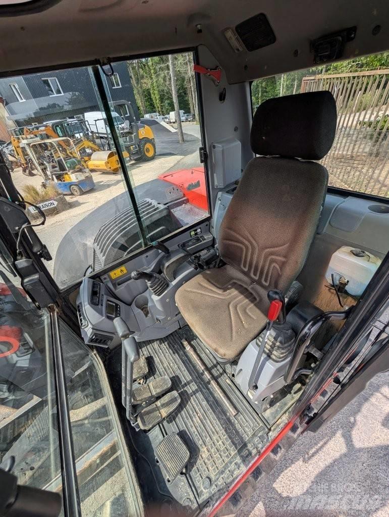 Kubota KX 080-4 Közepes (midi) kotrók 7 t - 12 t