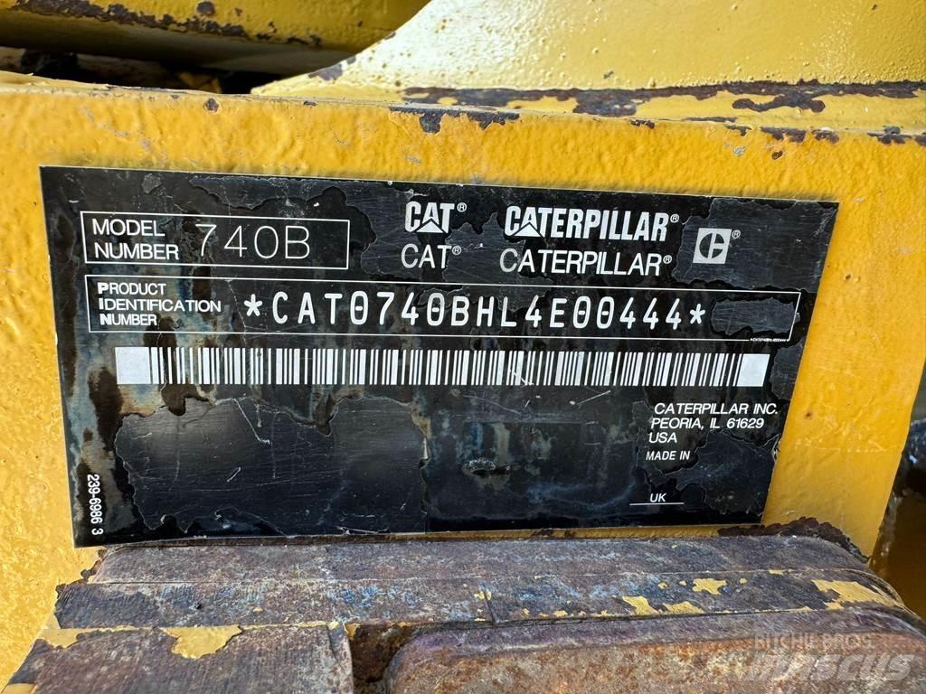 CAT 740B Csuklósdömperek