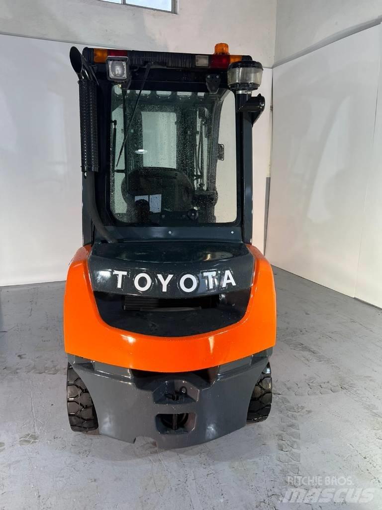 Toyota 02-8 FD F 25 Dízel targoncák