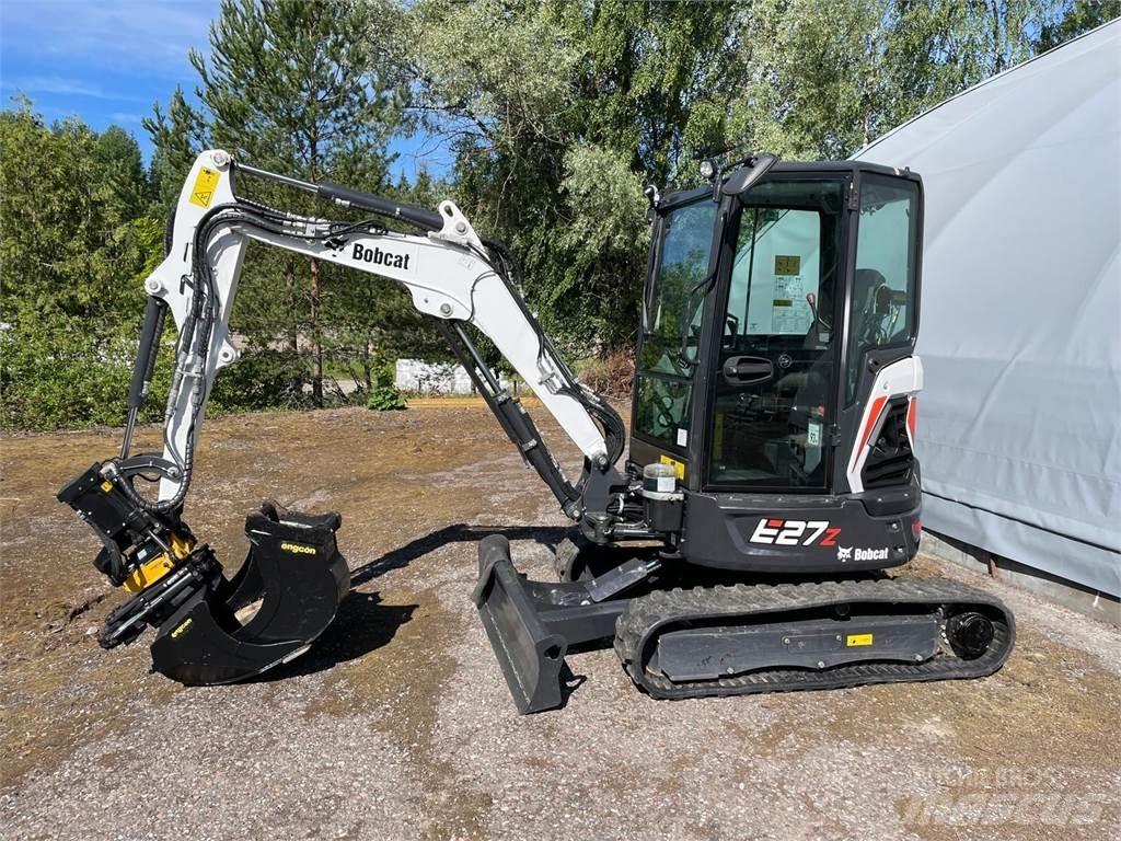Bobcat E27Z Mini kotrók < 7t