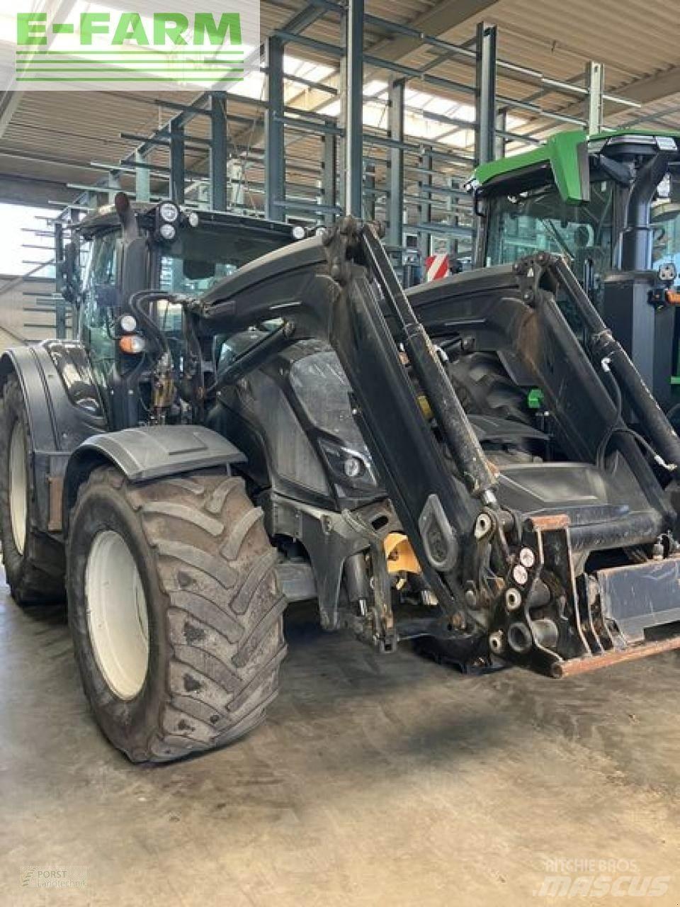 Valtra n174 Traktorok