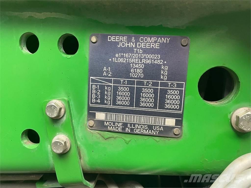 John Deere 6215R Traktorok