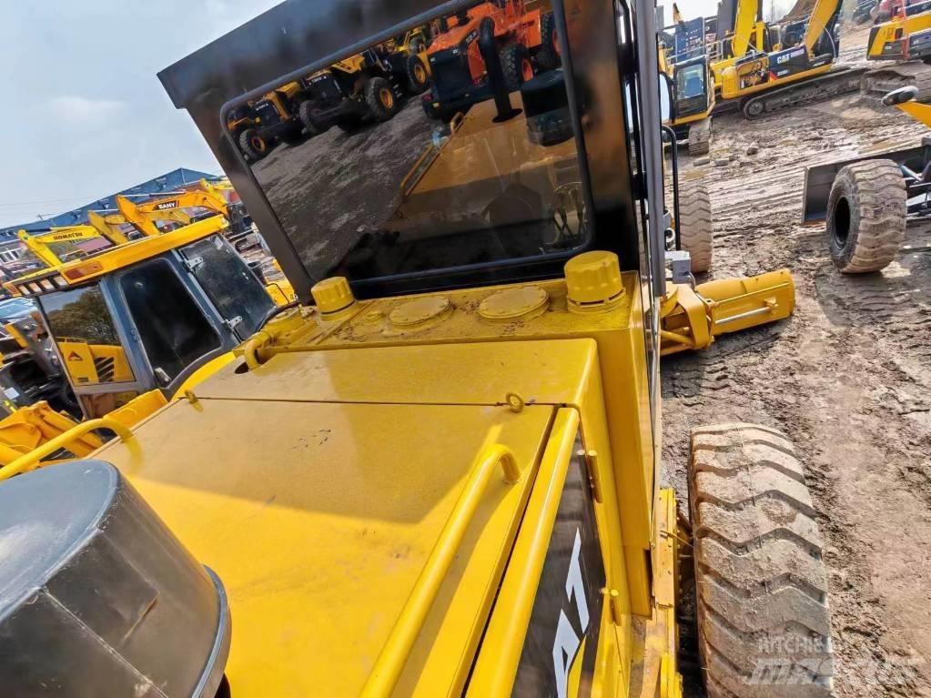 CAT 140 H Gréderek