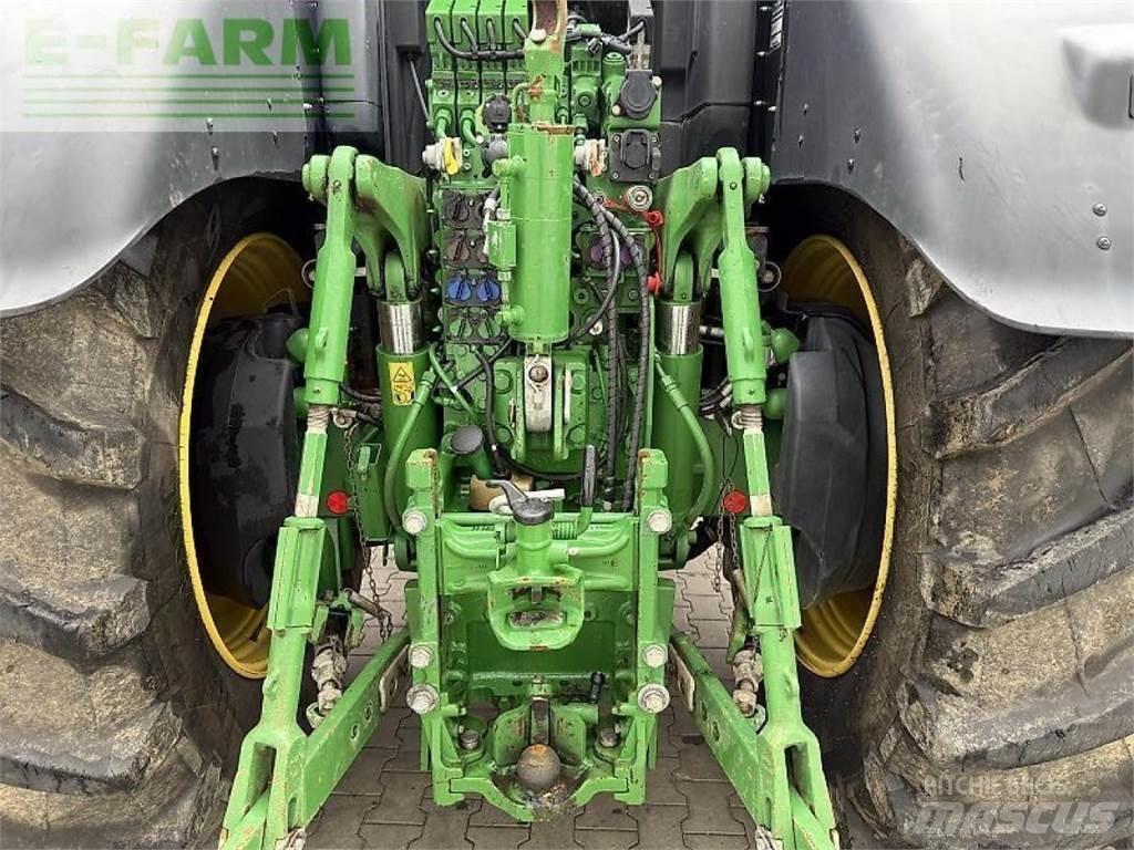 John Deere 6250 r Traktorok