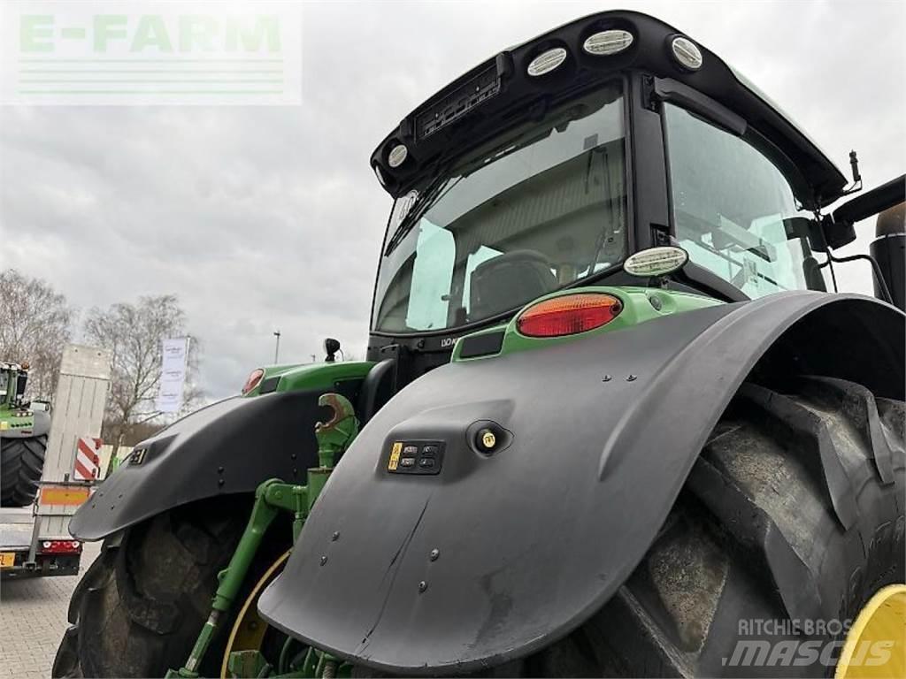 John Deere 6250 r Traktorok