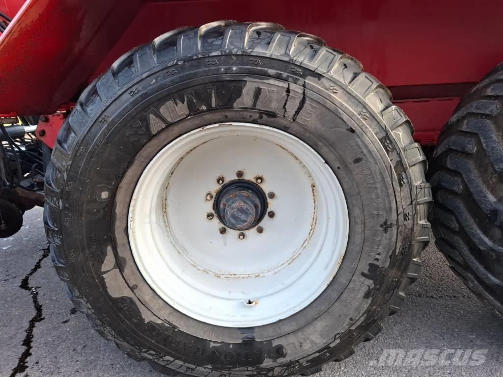 Livakka 16.5 M3 Poranyag tartályos