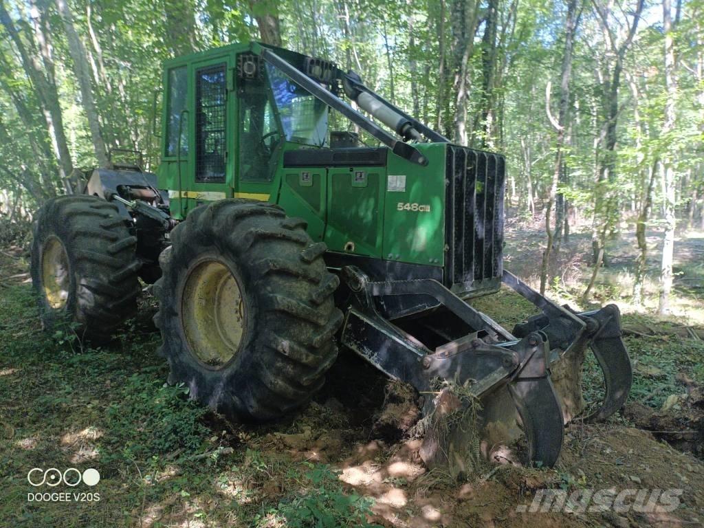 John Deere 548 G III Vonszolók