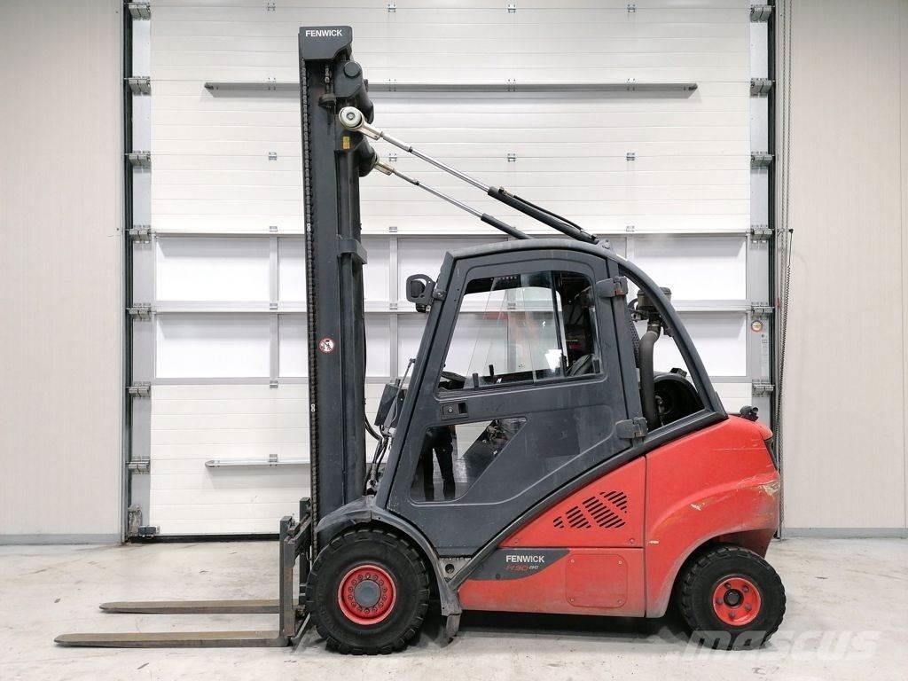 Linde H30T-02 Gázüzemű targoncák