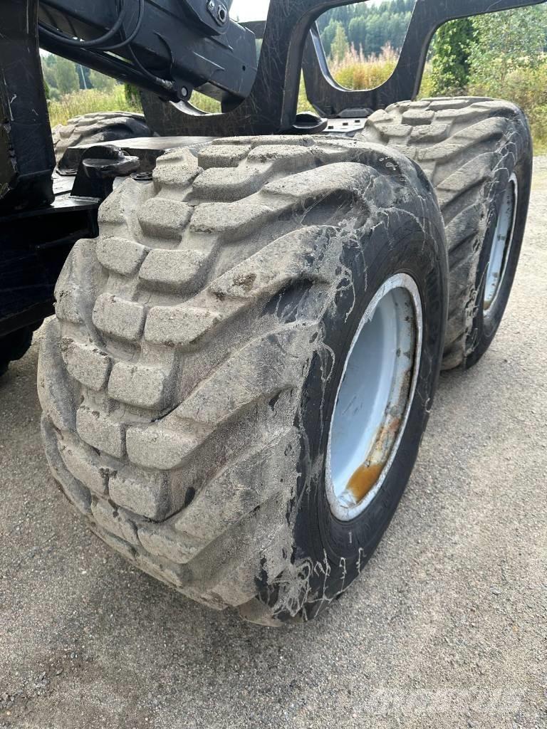 Komatsu 875 Kihordók