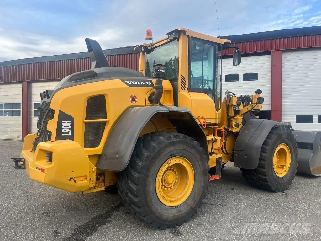 Volvo L 90 H Gumikerekes homlokrakodók