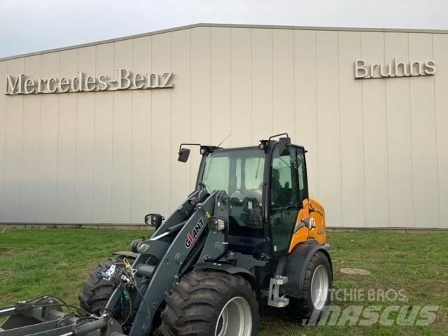 GiANT G5000 Gumikerekes homlokrakodók
