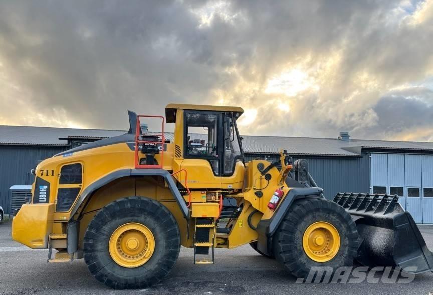 Volvo L180H Gumikerekes homlokrakodók