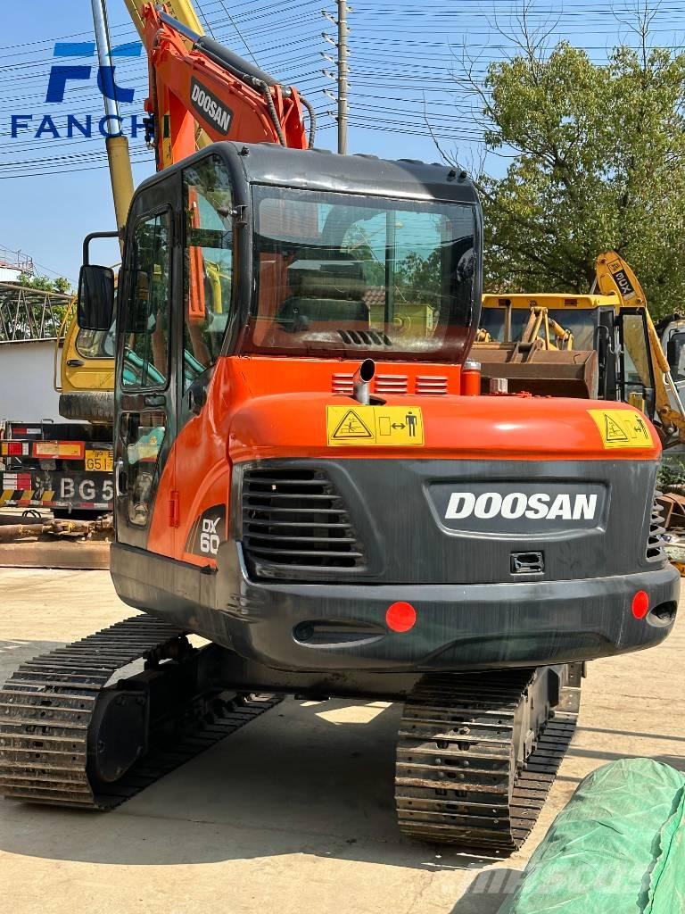 Doosan DX 60-9 C Lánctalpas kotrók