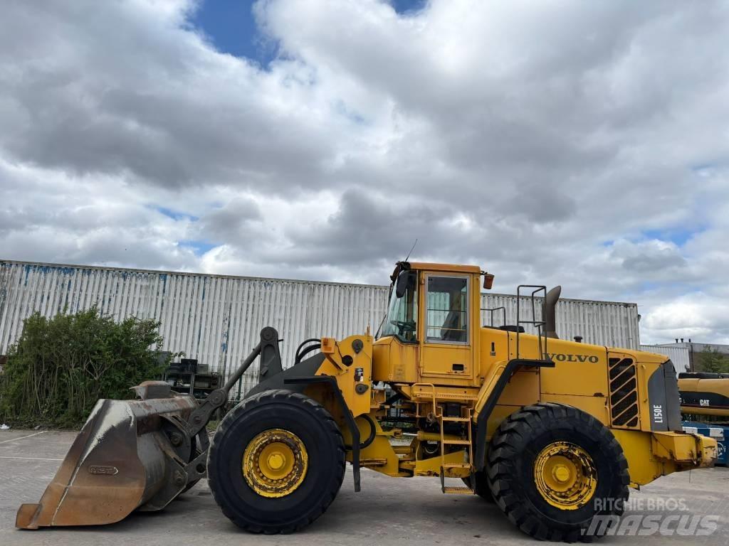 Volvo L 150 E Gumikerekes homlokrakodók