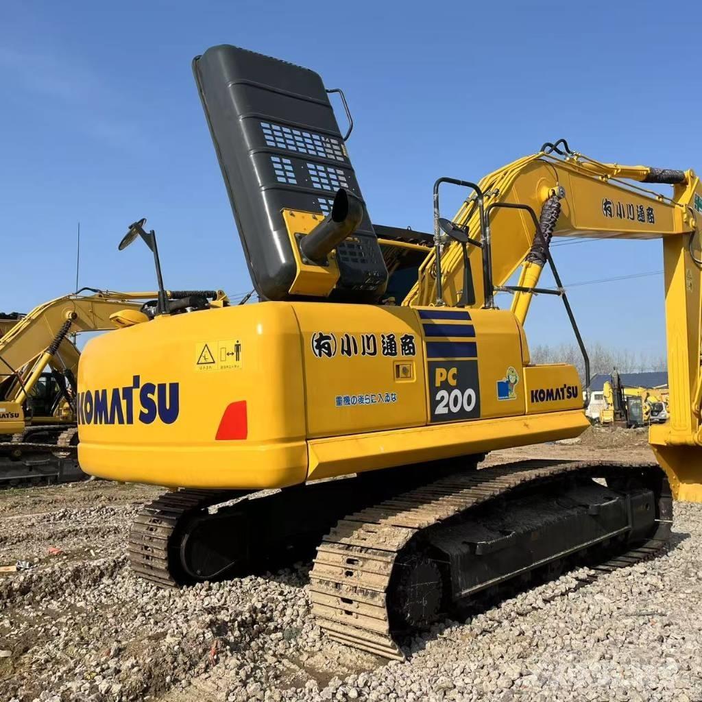Komatsu PC 200 Lánctalpas kotrók