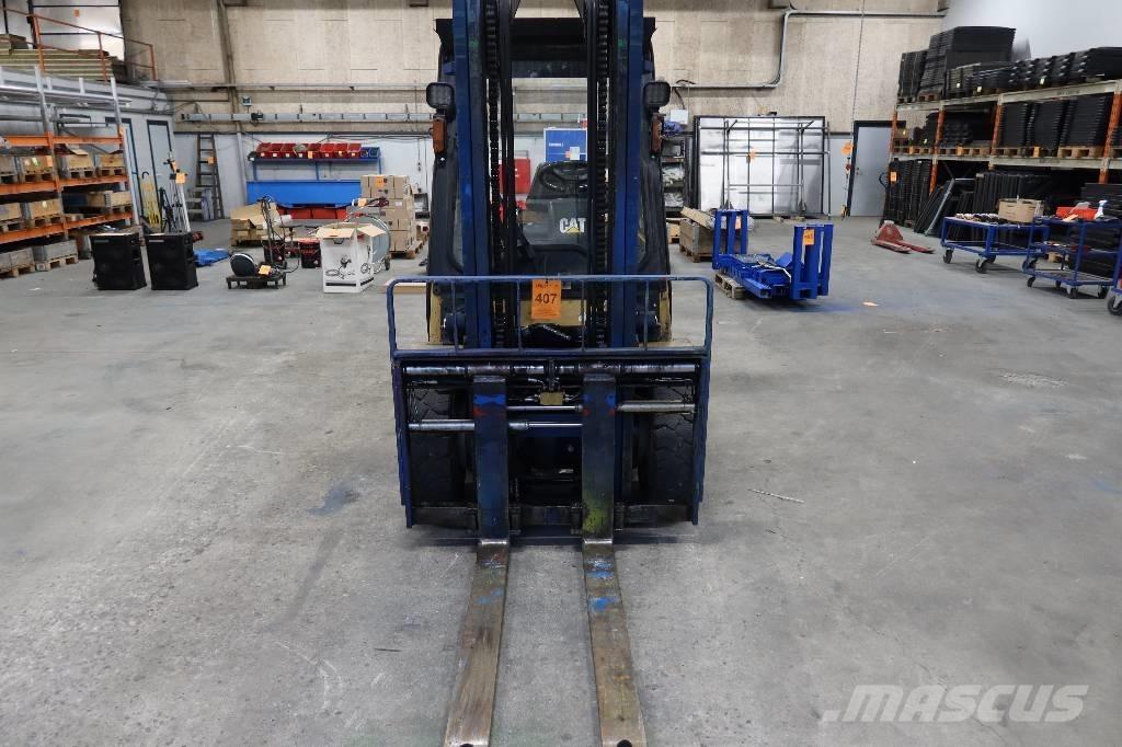 CAT TRUCK Dízel targoncák