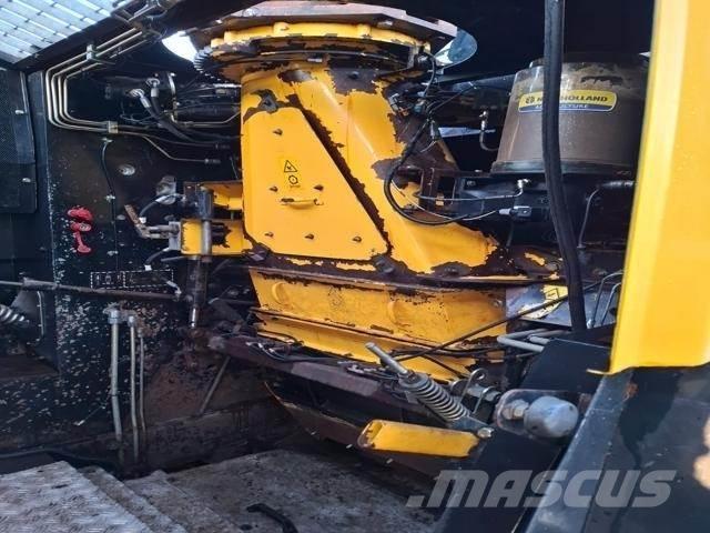 New Holland FR700 Önjáró szecskázók