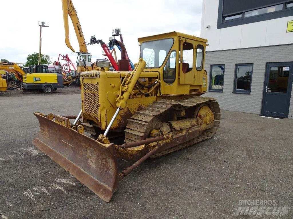 CAT D4D lánctalpas dózerek