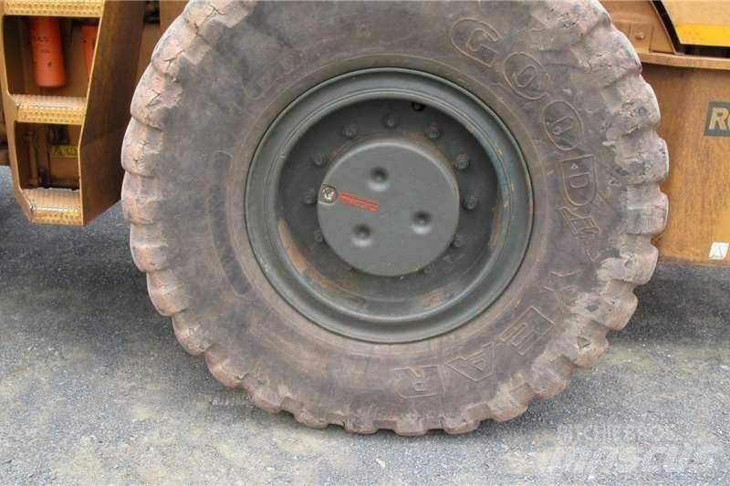 CAT CS76XT Kombinált hengerek