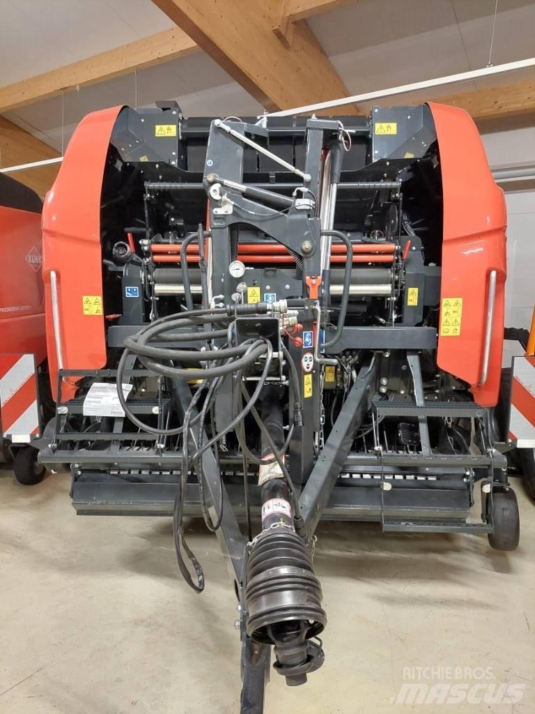 Kuhn VBP 3165 OC 23 Körbálázók