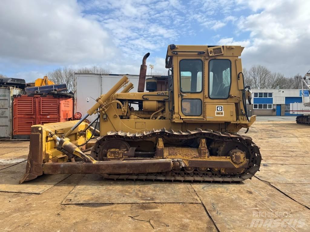 CAT D 6 D lánctalpas dózerek