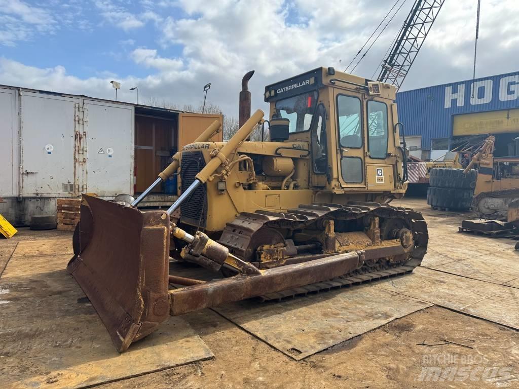 CAT D 6 D lánctalpas dózerek