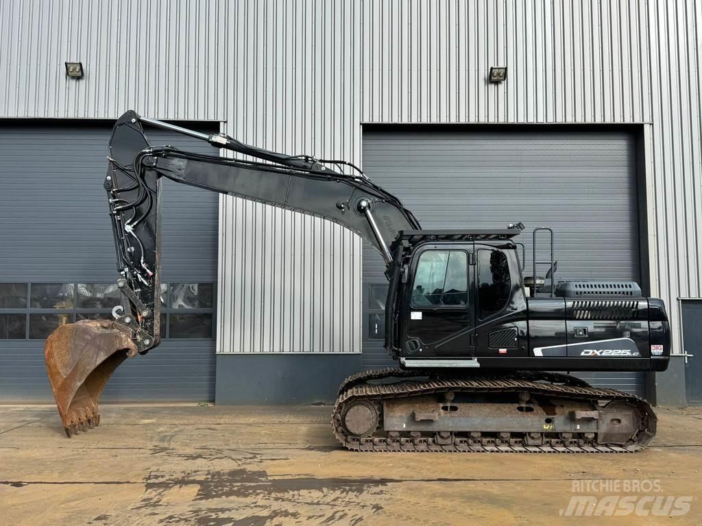 Doosan DX225LC-5 Lánctalpas kotrók