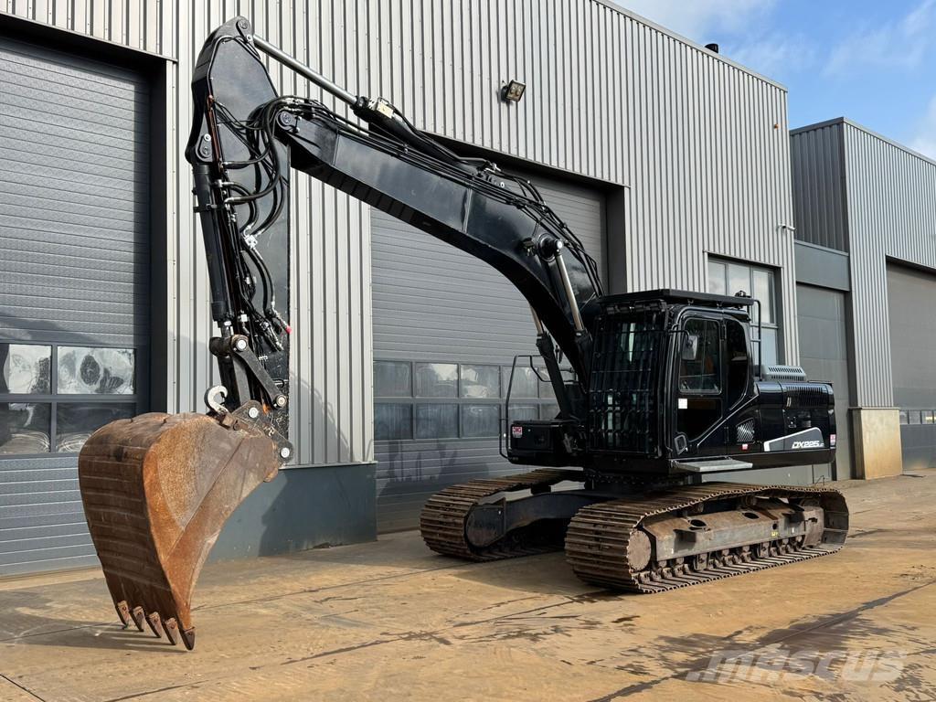 Doosan DX225LC-5 Lánctalpas kotrók