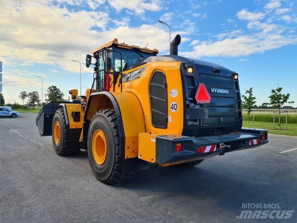 Hyundai HL975A CVT Gumikerekes homlokrakodók