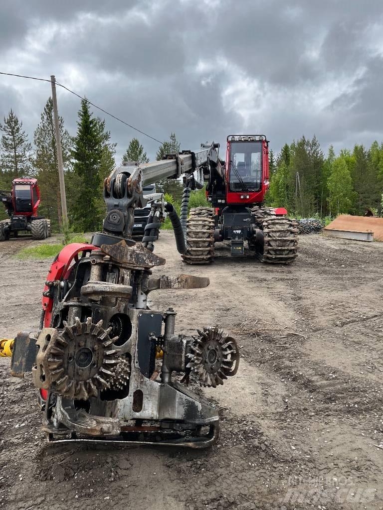 Komatsu 901 Betakarítók