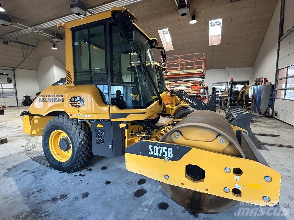 Volvo SD 75 Egydobos hengerek