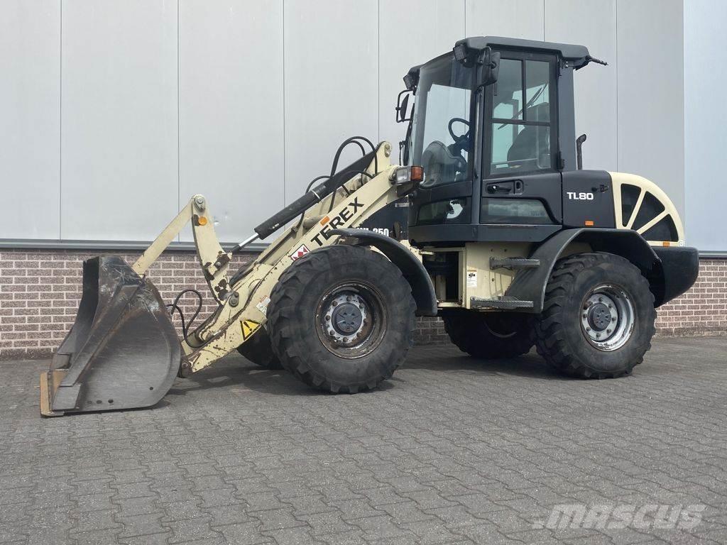 Terex TL80 Gumikerekes homlokrakodók