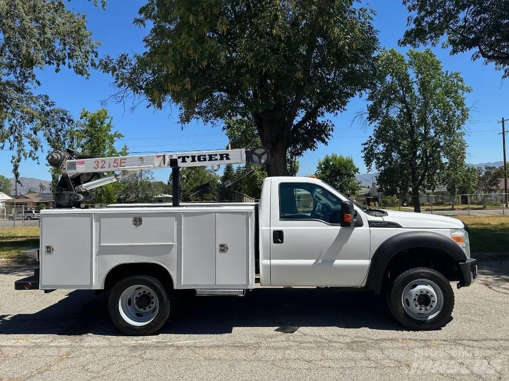 Ford F 550 SD Közúti karbantartó haszongépek