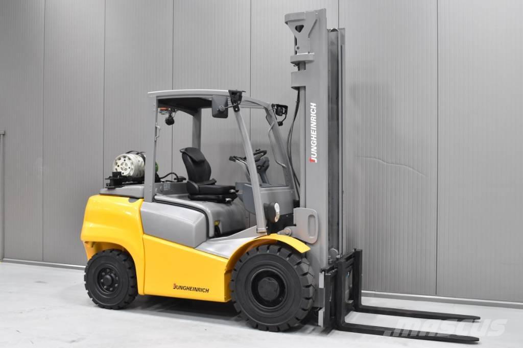 Jungheinrich TFG 540 Gázüzemű targoncák