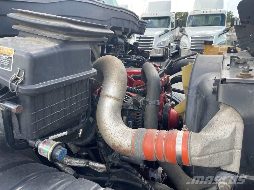 International 4300 Dobozos teherautók