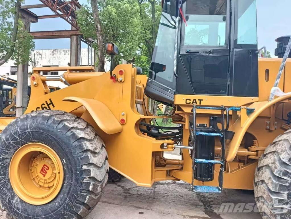 CAT 966 H Gumikerekes homlokrakodók