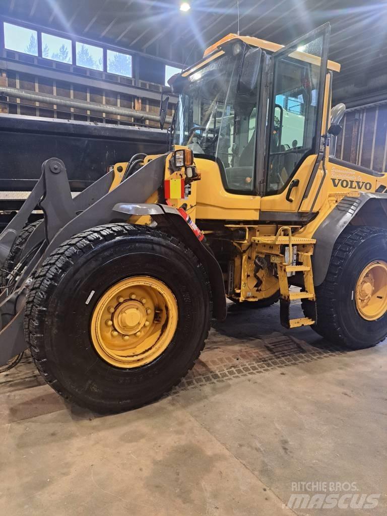 Volvo L 60 F Gumikerekes homlokrakodók