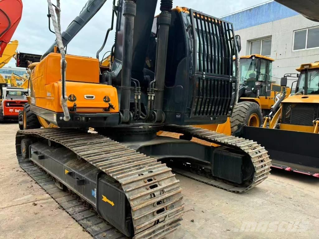 Hyundai R220LC-9S Közepes (midi) kotrók 7 t - 12 t
