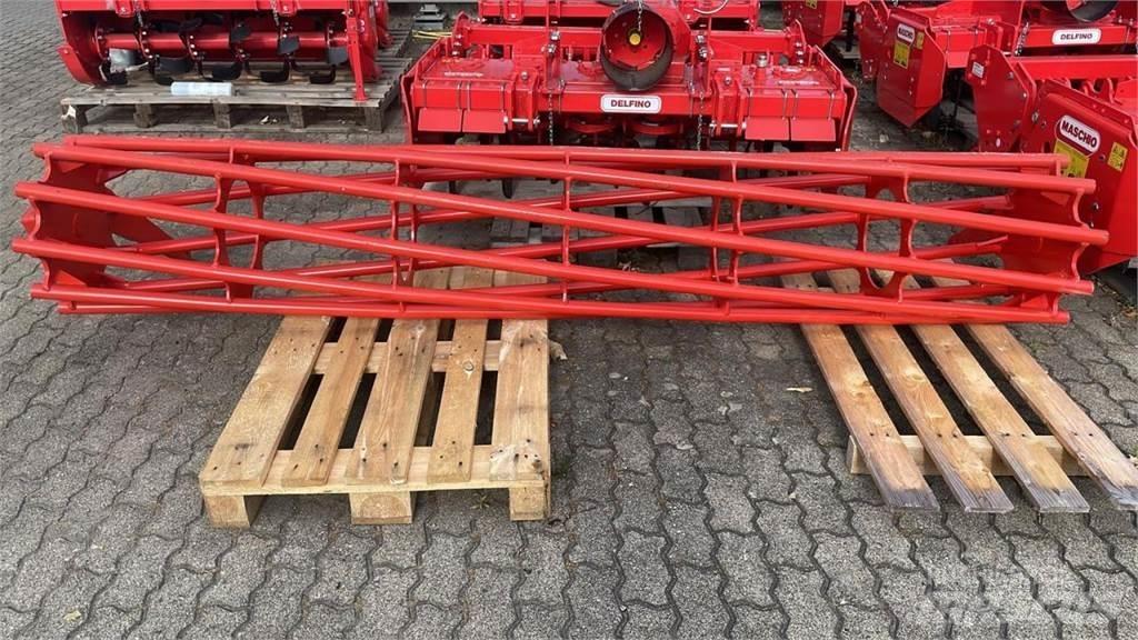 Kuhn Maxirohrwalze Vontatott vibrátoros hengerek