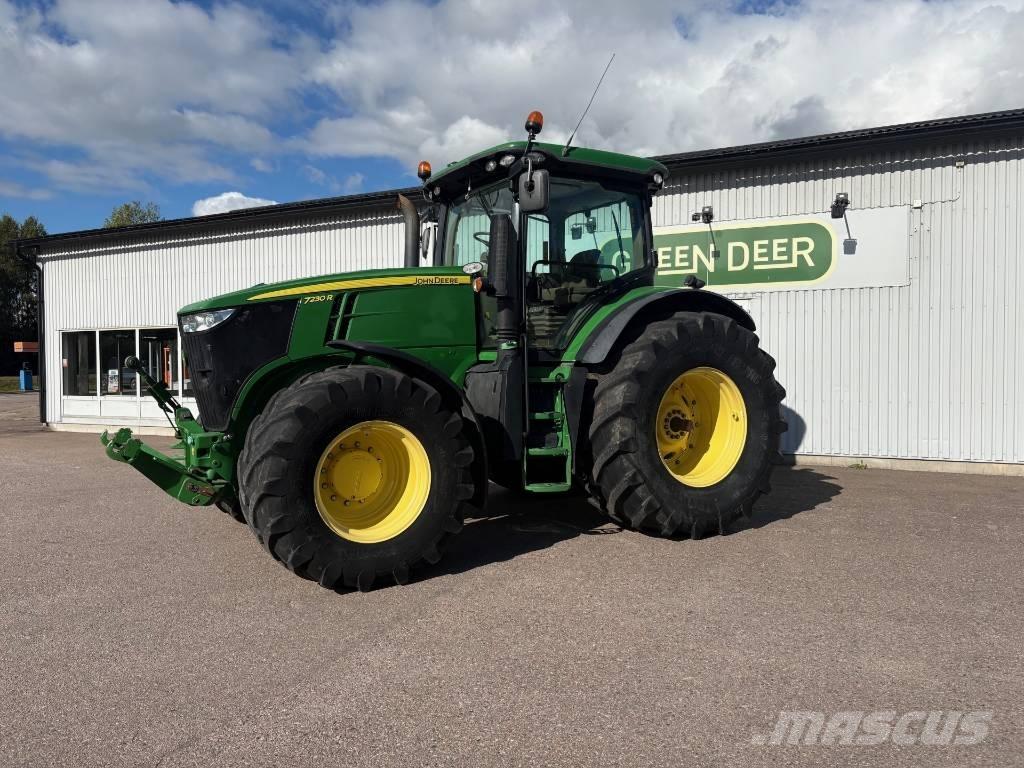 John Deere 7230 R Traktorok