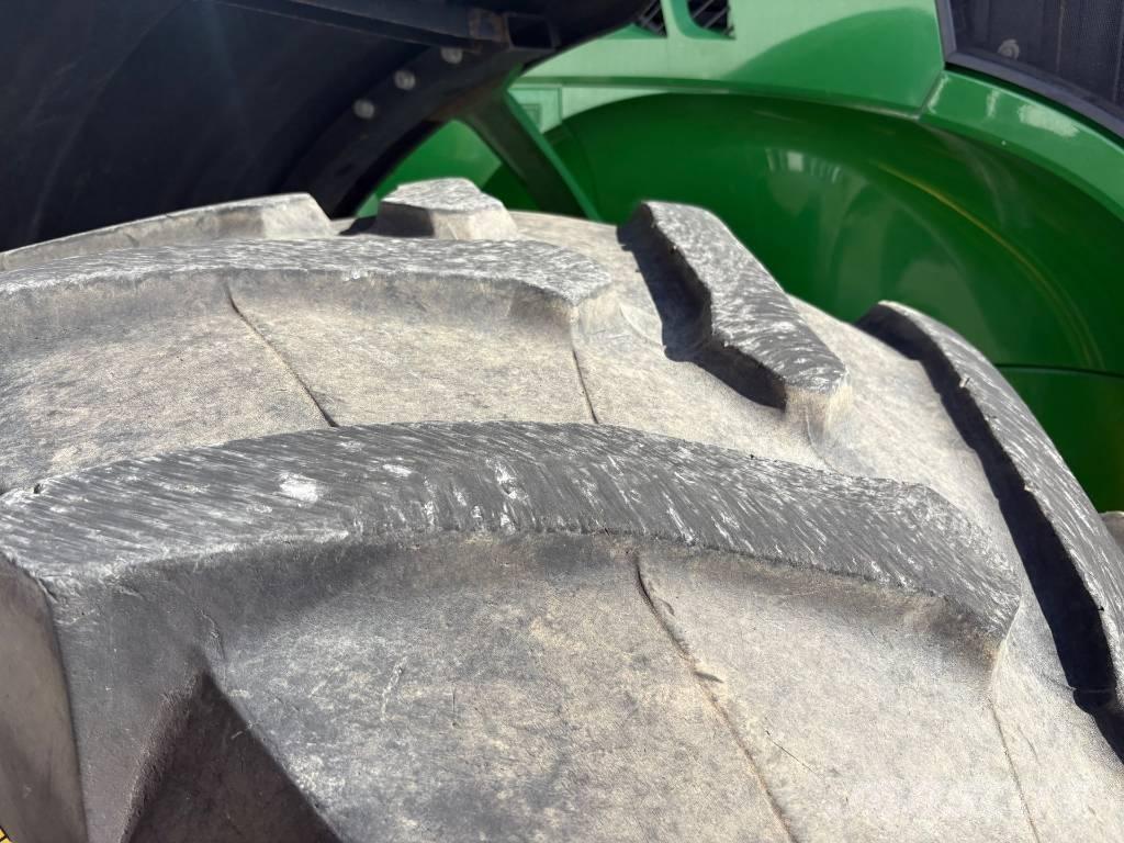 John Deere 7230 R Traktorok