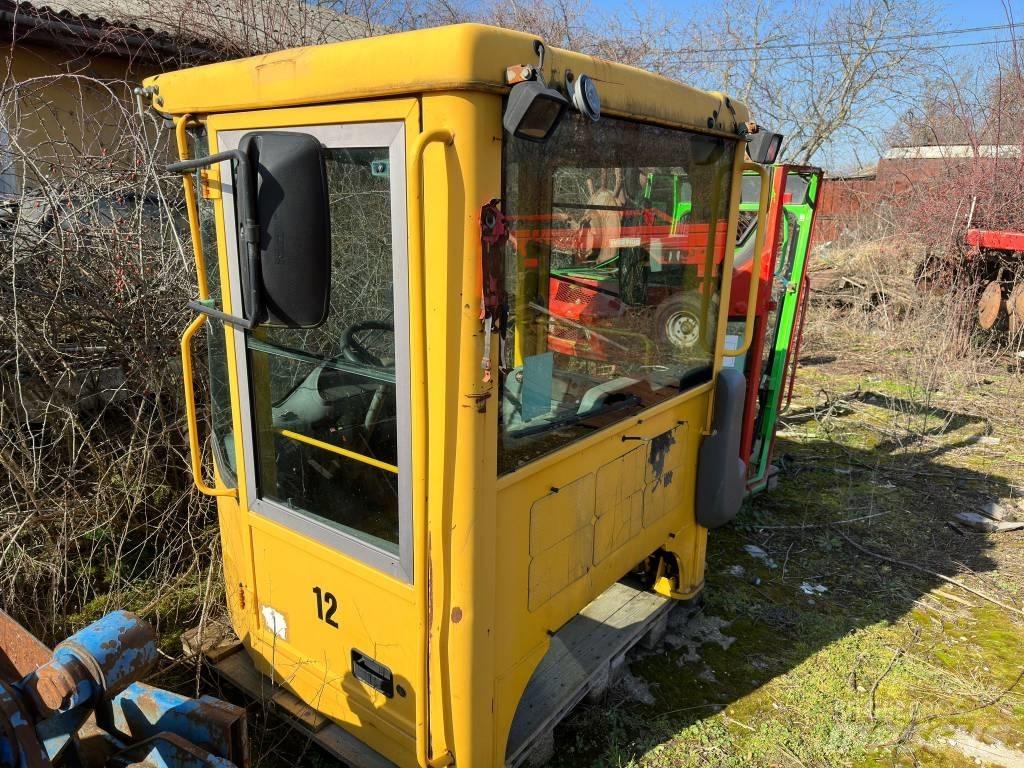 Volvo L 180 E CABIN Vezetőfülke és belső tartozékok