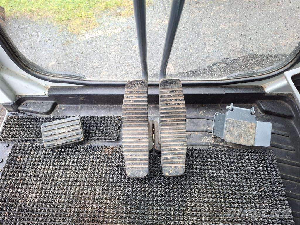 Takeuchi TB2150R Egyéb